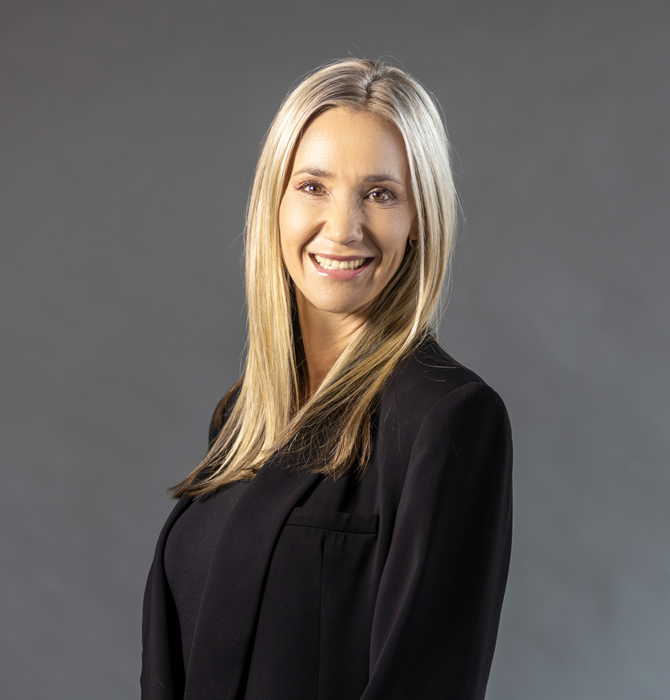 Helen Naude